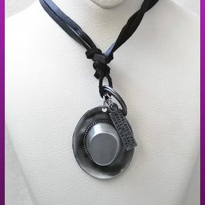 گردنبند کلاه کابوی نقره ای