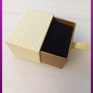 جعبه هاردباکس کشویی کرم