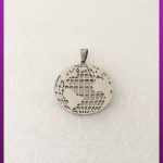 پلاک کره زمین نقره ای استیل