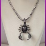 گردنبند عقرب نقره ای استیل
