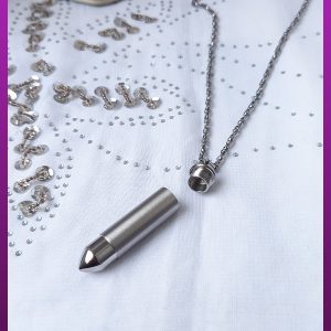 گردنبند فشنگ نقره ای پیچی جادار (گلوله) بزرگ