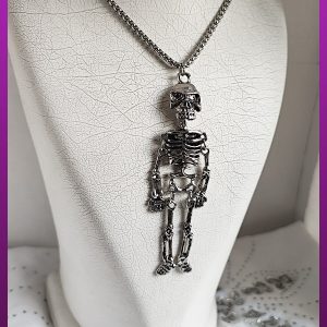 آویز یا گردنبند اسکلت متحرک نقره ای